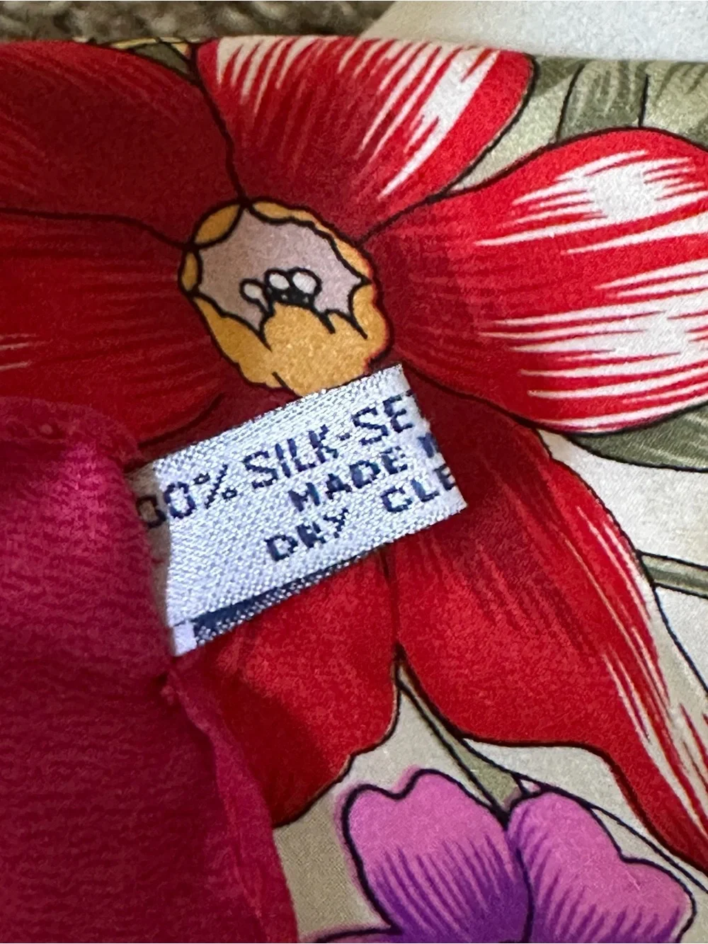 Vogue Floral 100% Silk Scarf in Red, Pink, Purple Made In Italy Italian Floral